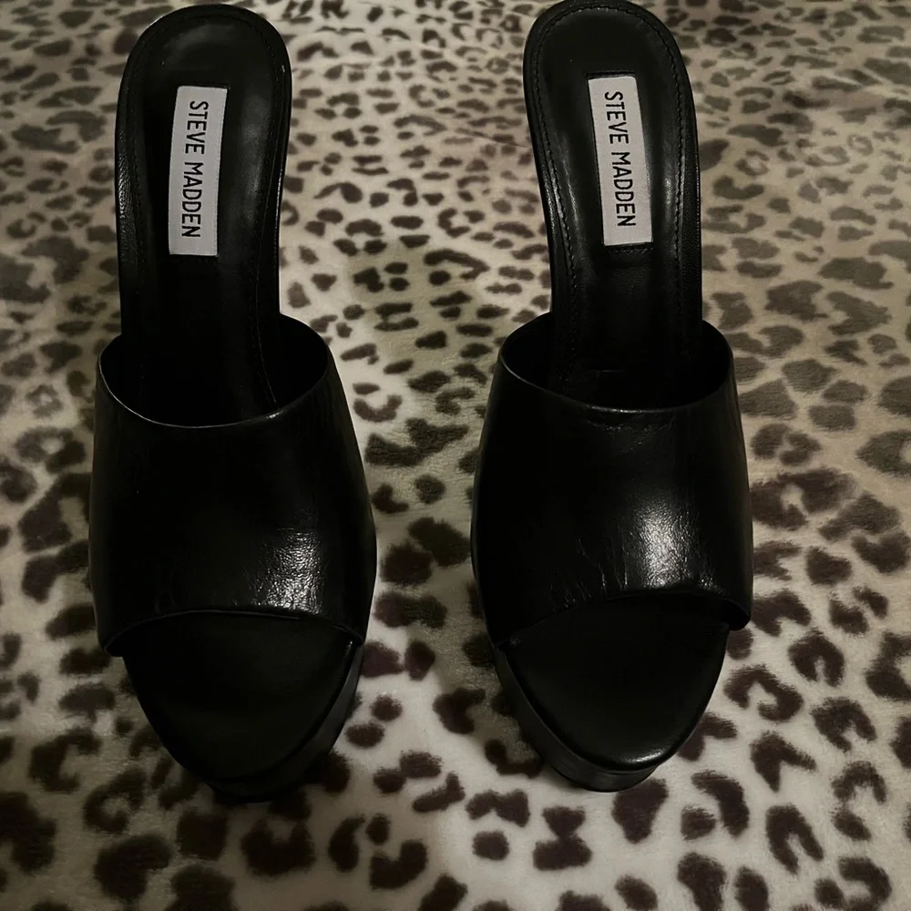 Steve Madden black high heels - Picture 5 of 8